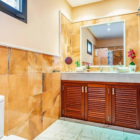 فيلة Silvana يايثا